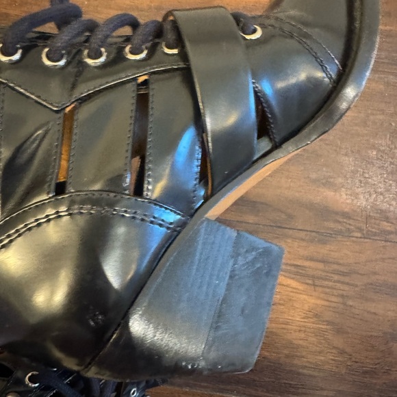 Chloe Rylee Cut Out Booties - Picture 8 of 12